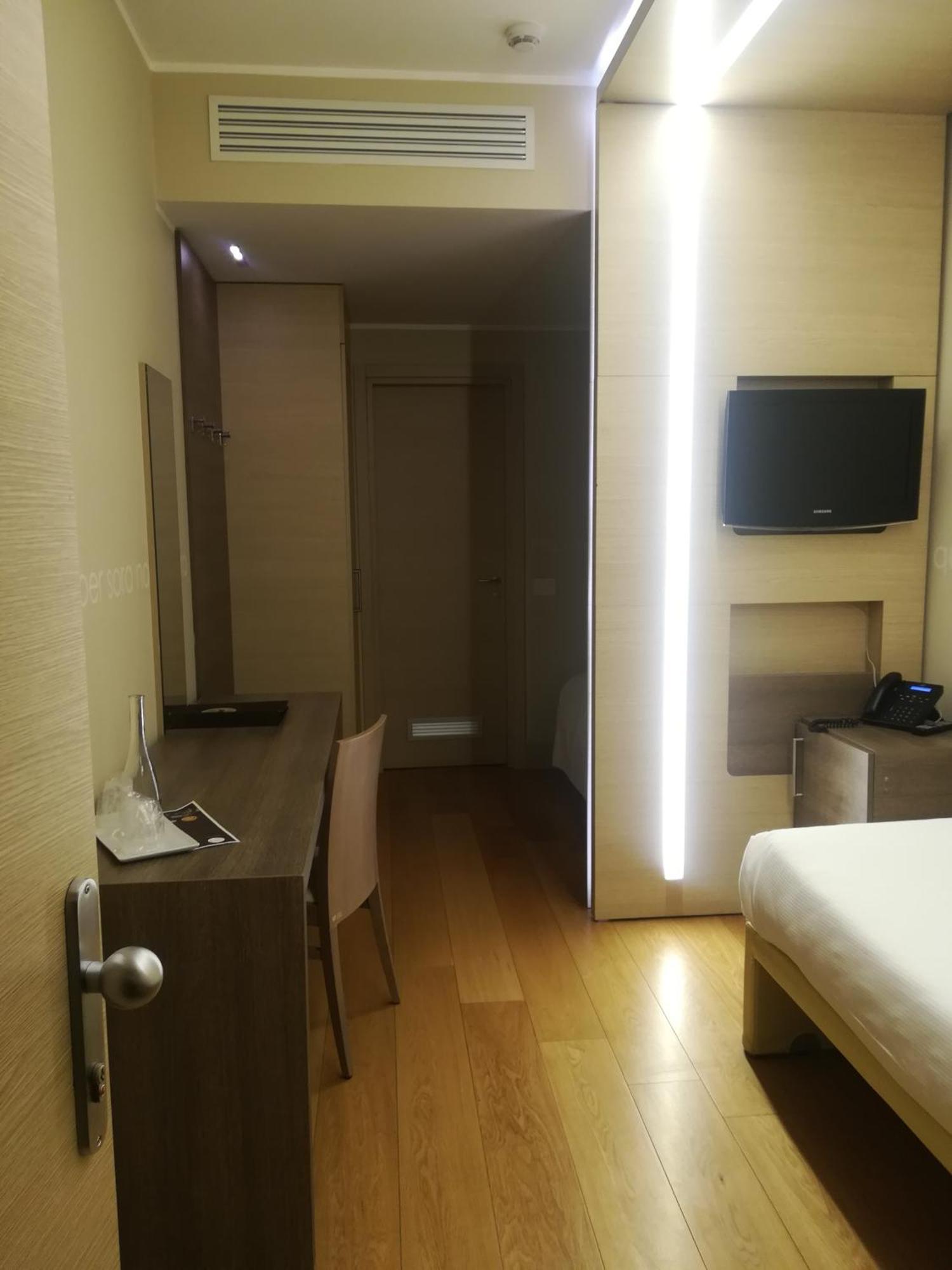 Single Room