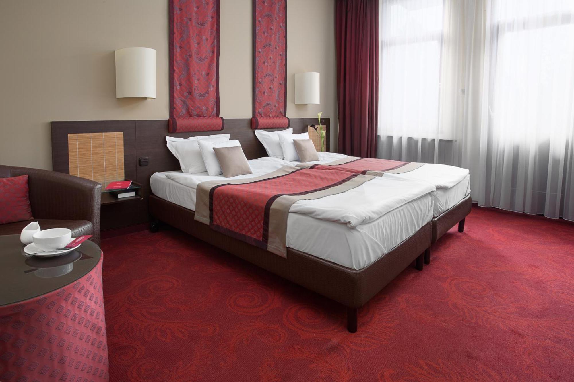 Standard Double or Twin Room Balcony