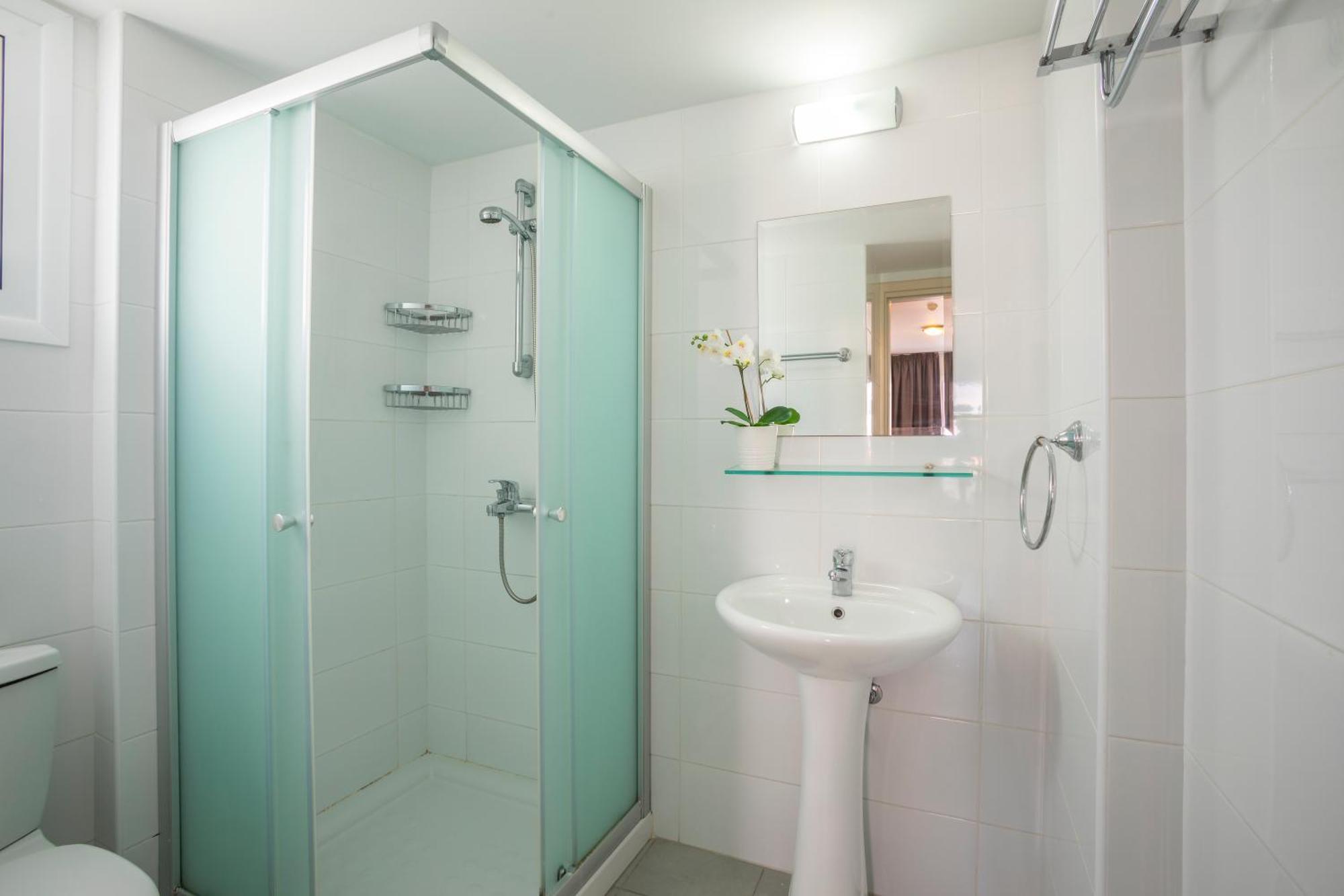 One-Bedroom Apartment,70516166:JPEG