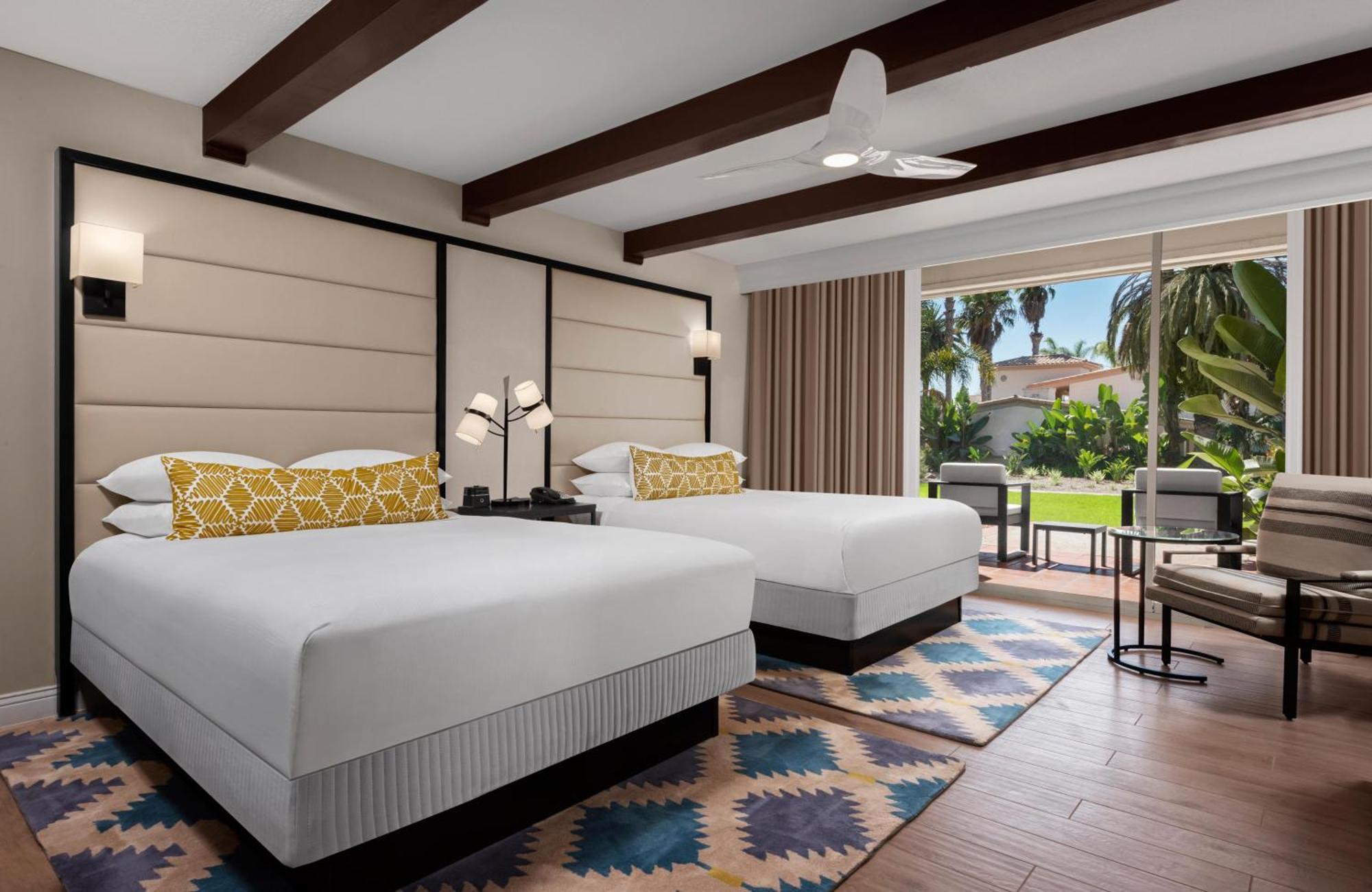 Queen Room with Two Queen Beds,1705090323:JPEG