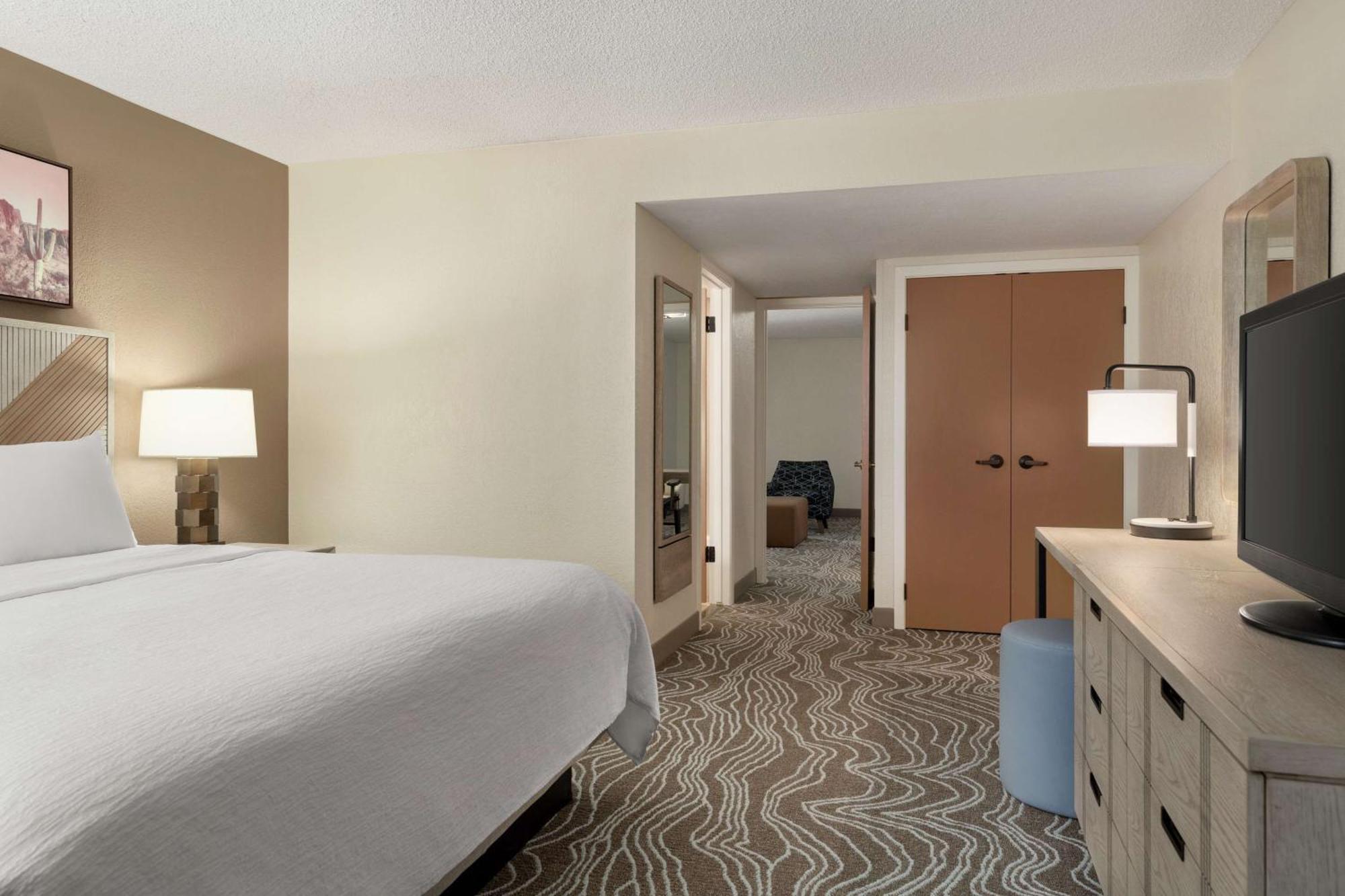 Two-Bedroom King Suite