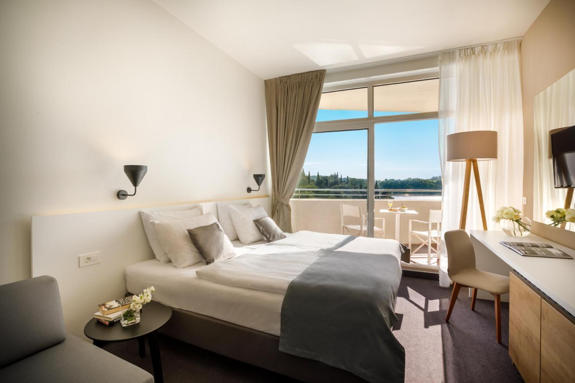 Chambre Double Supérieure avec Balcon - Vue sur Mer