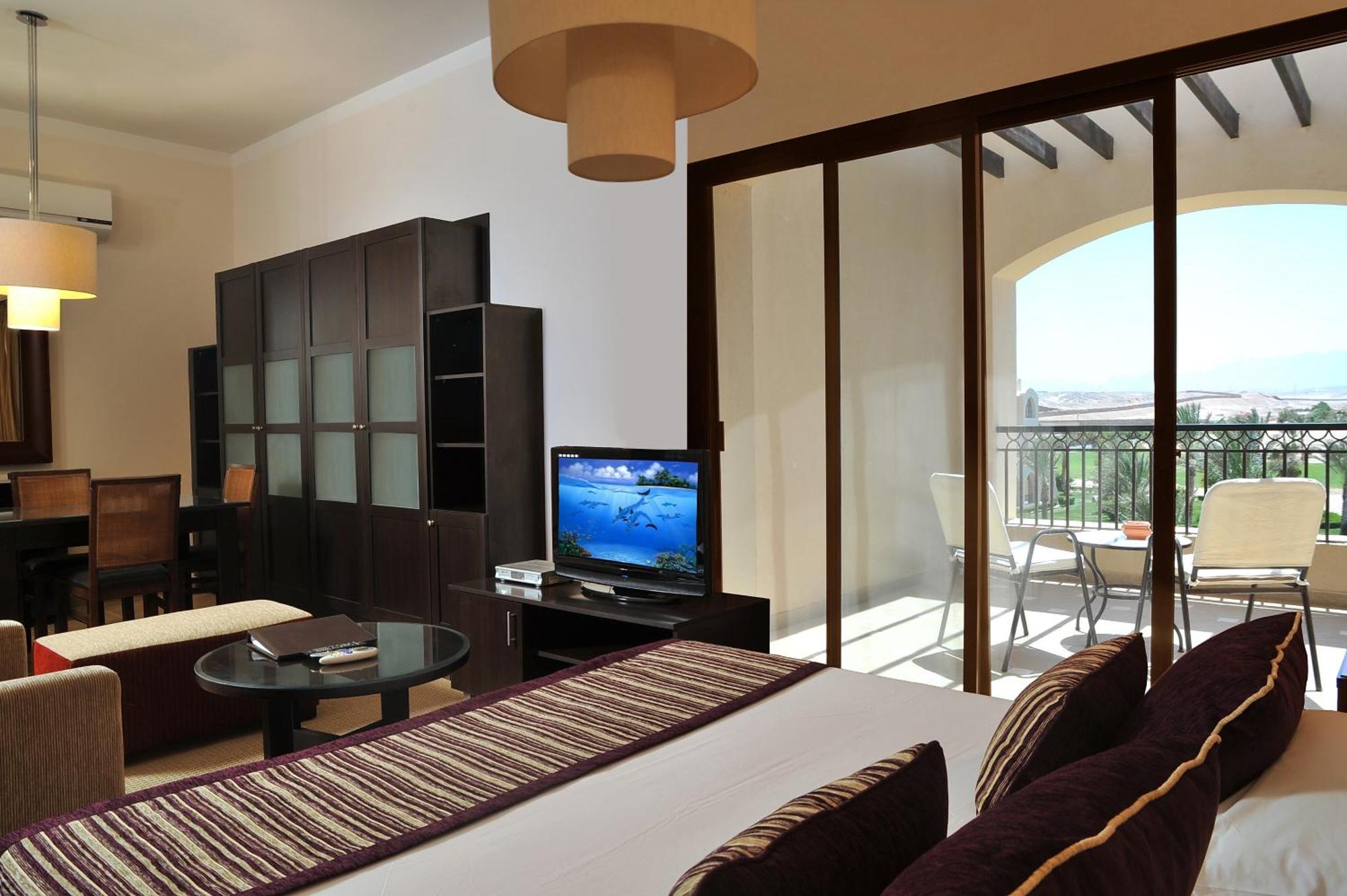 Studio - Queensize-Bett