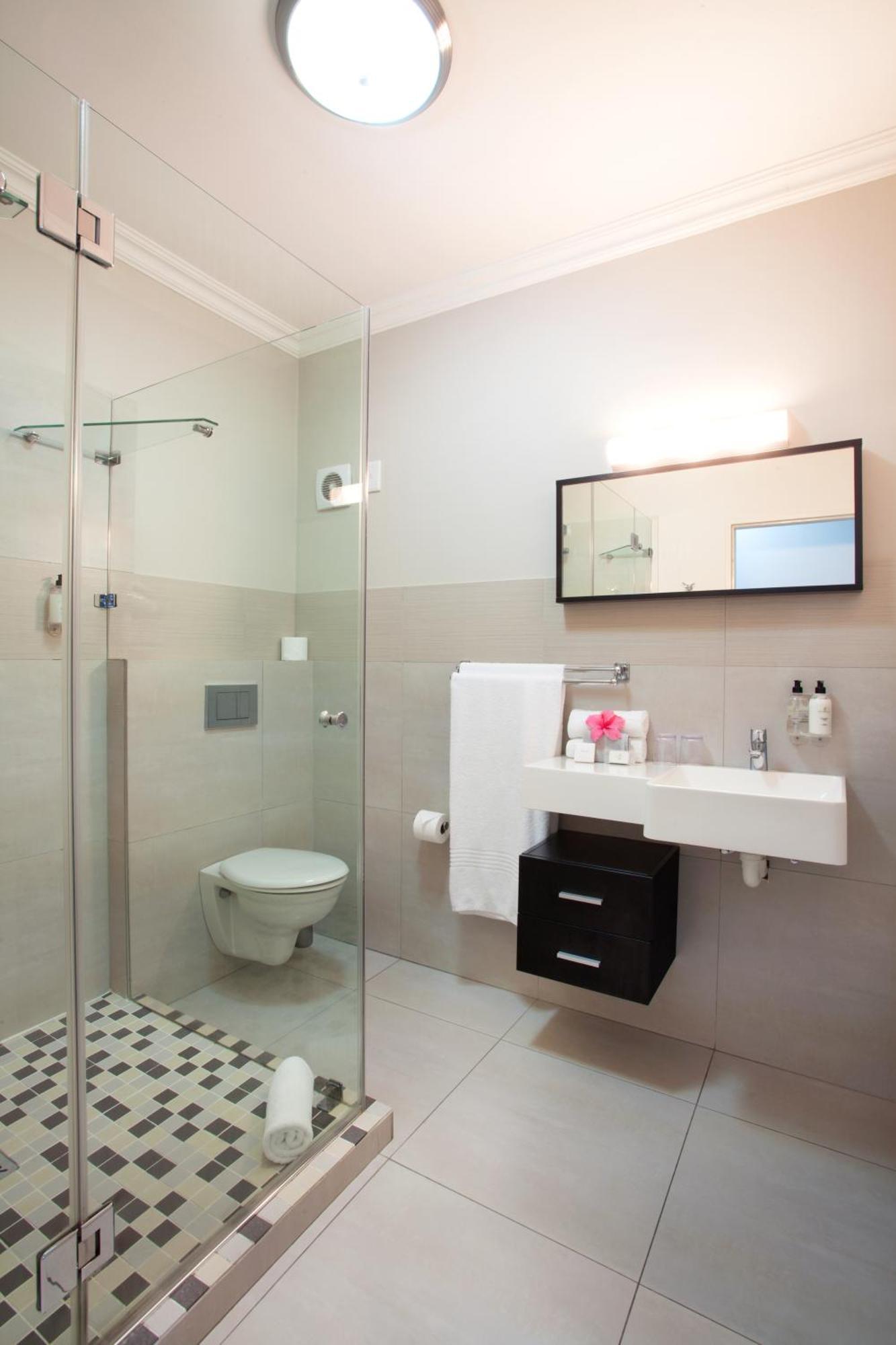 Two-Bedroom Apartment,1661646291:JPEG