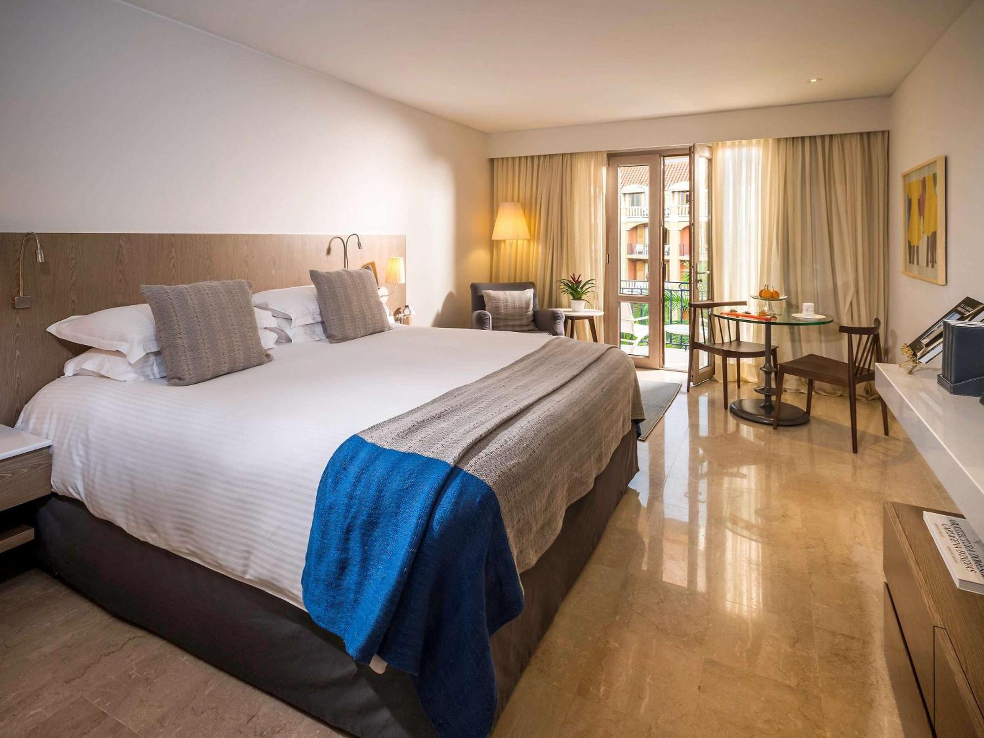 Superior King Room with Balcony or Terrace - Pool or Garden View,1717040642:JPEG