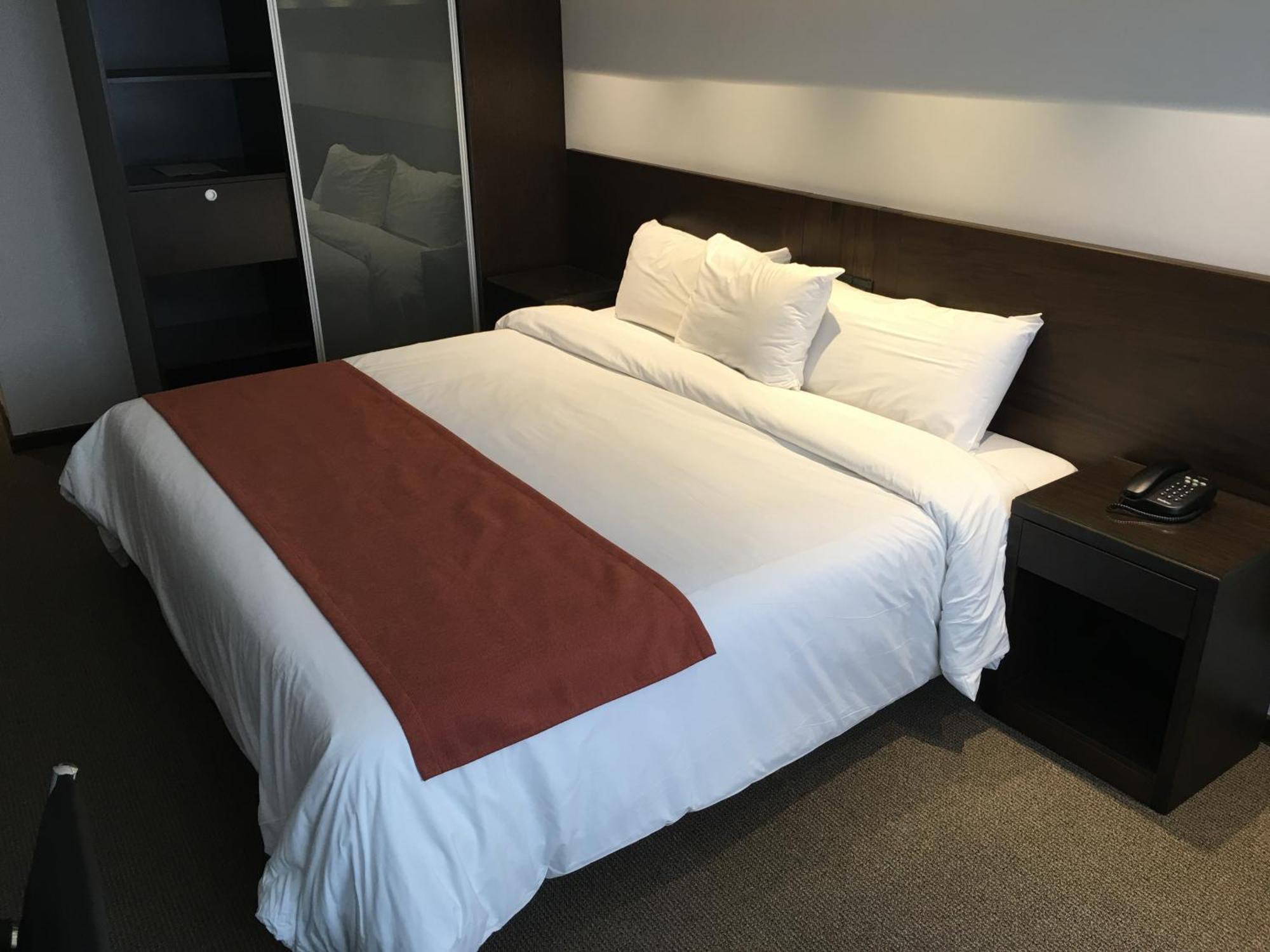 Double Room,698548881:JPEG