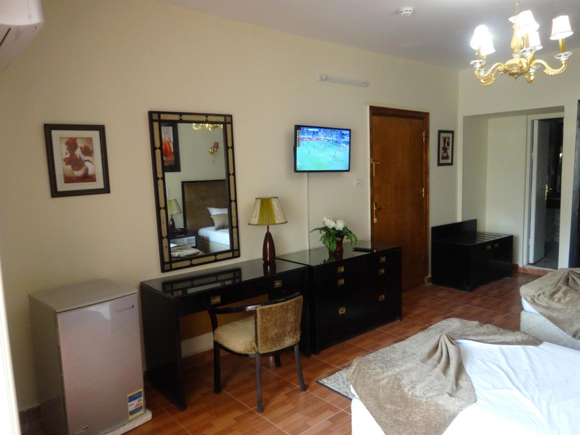 Standard Family Room
