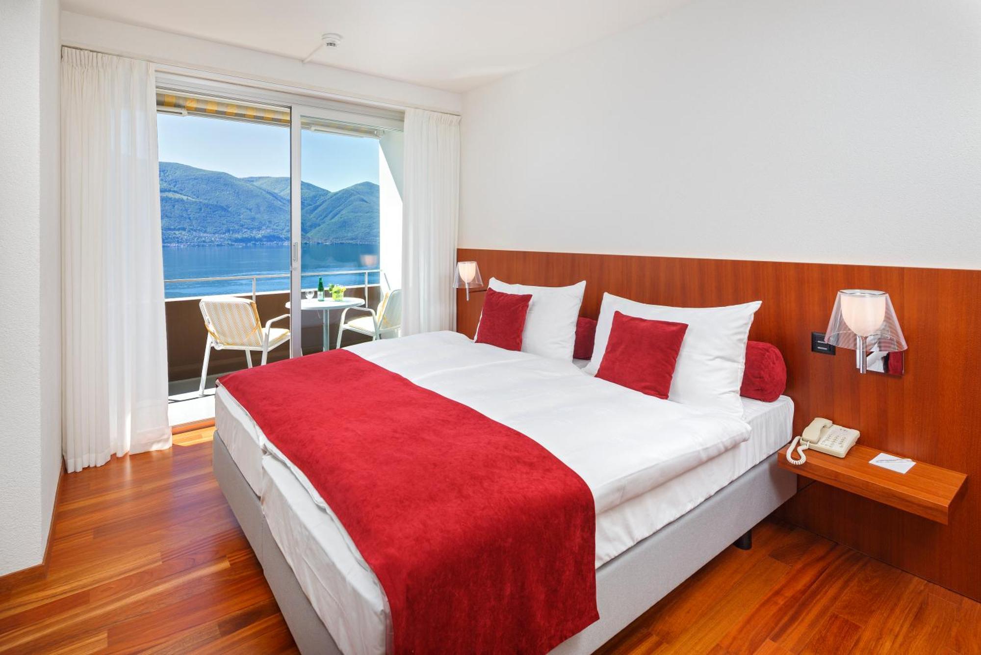 Junior Suite Partial Lake View Disability Access