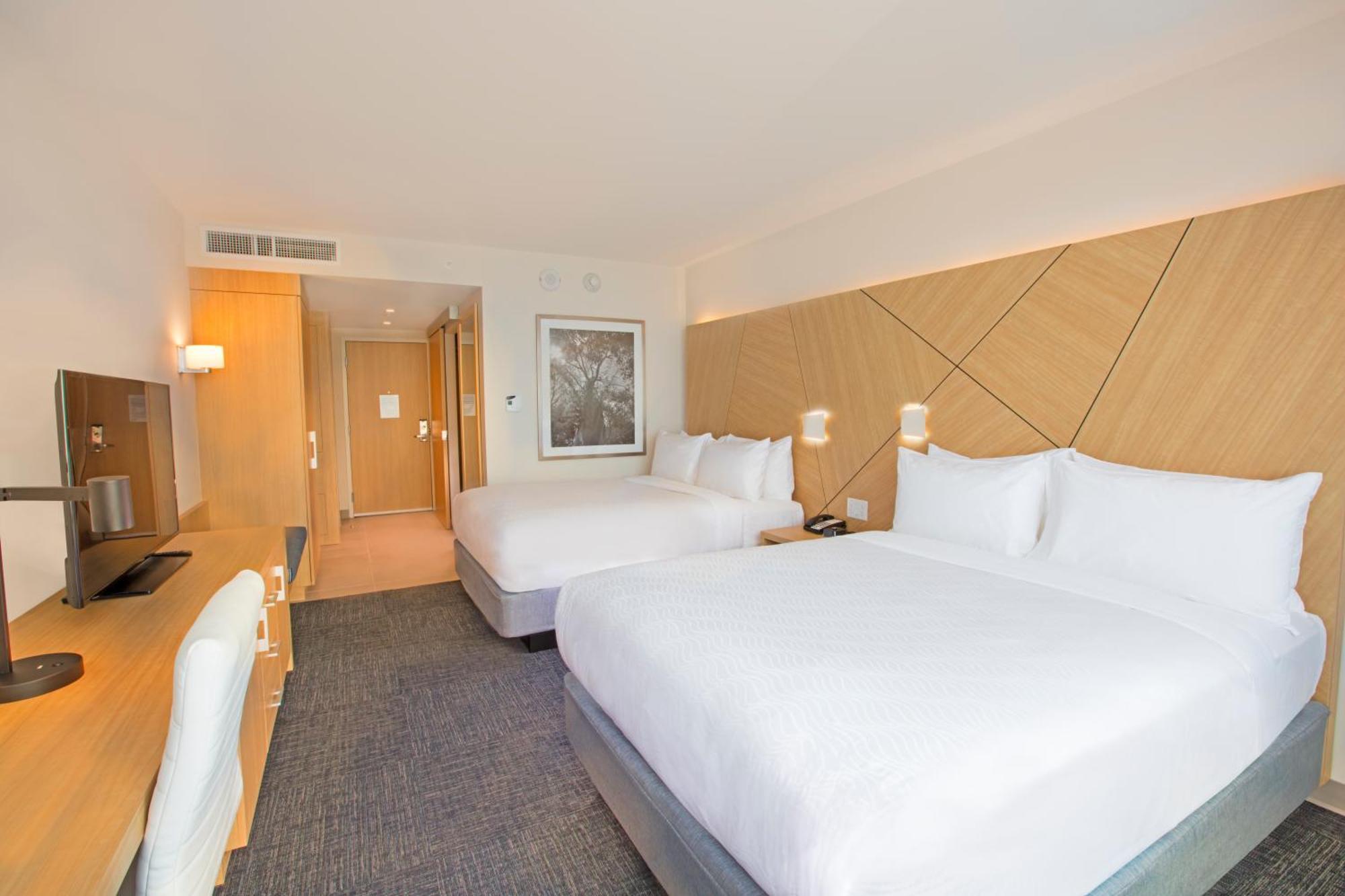 Superior Queen Room Two Queen Beds City Park View