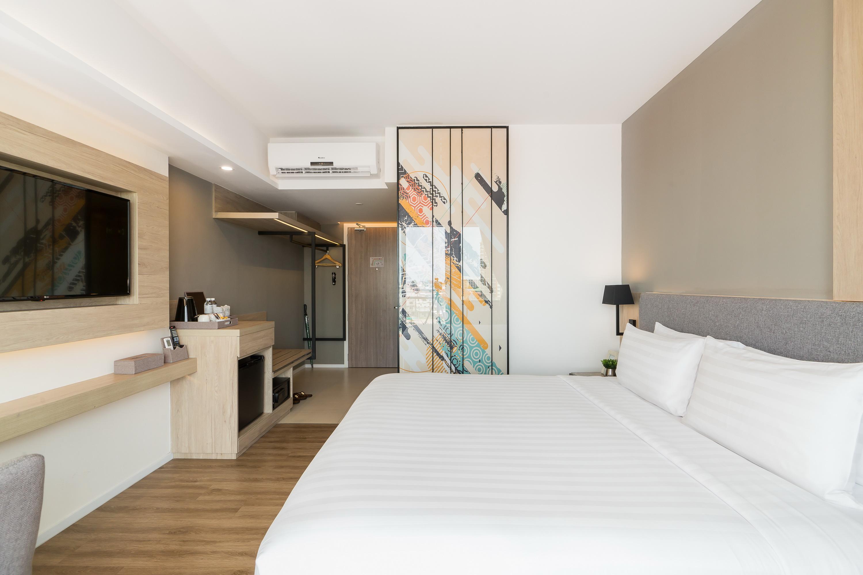 Deluxe Double or Twin Room