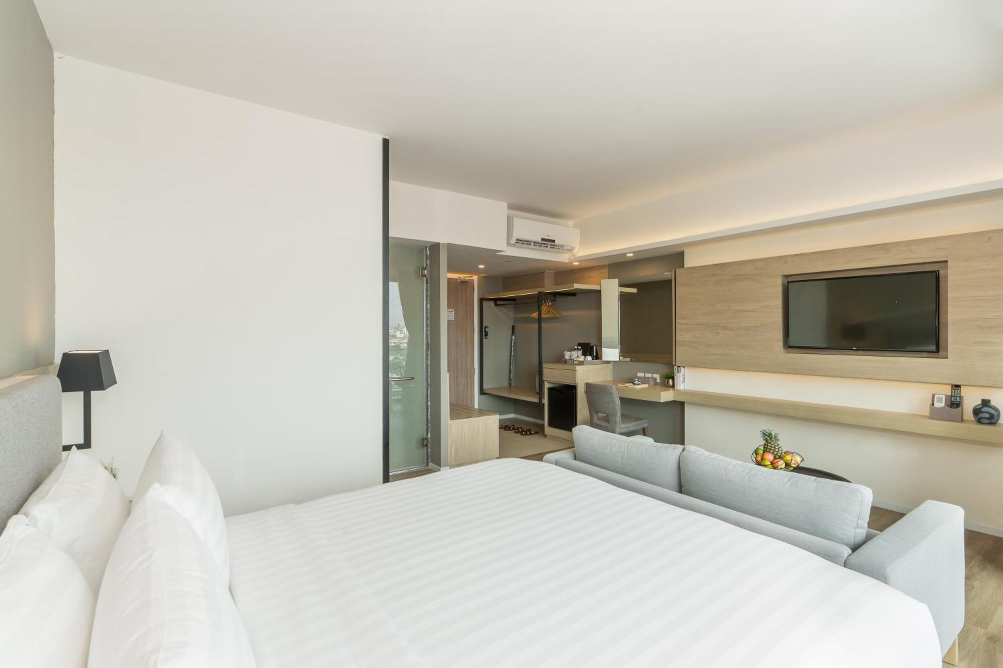 Grand Deluxe Double Room