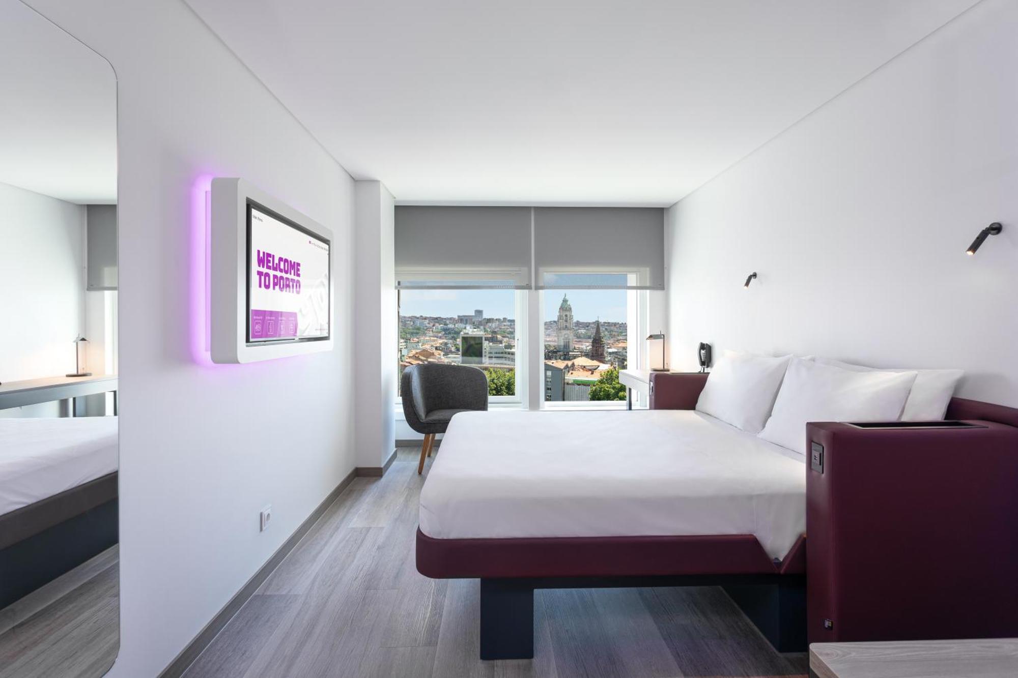 Habitación Premium con cama grande y vistas