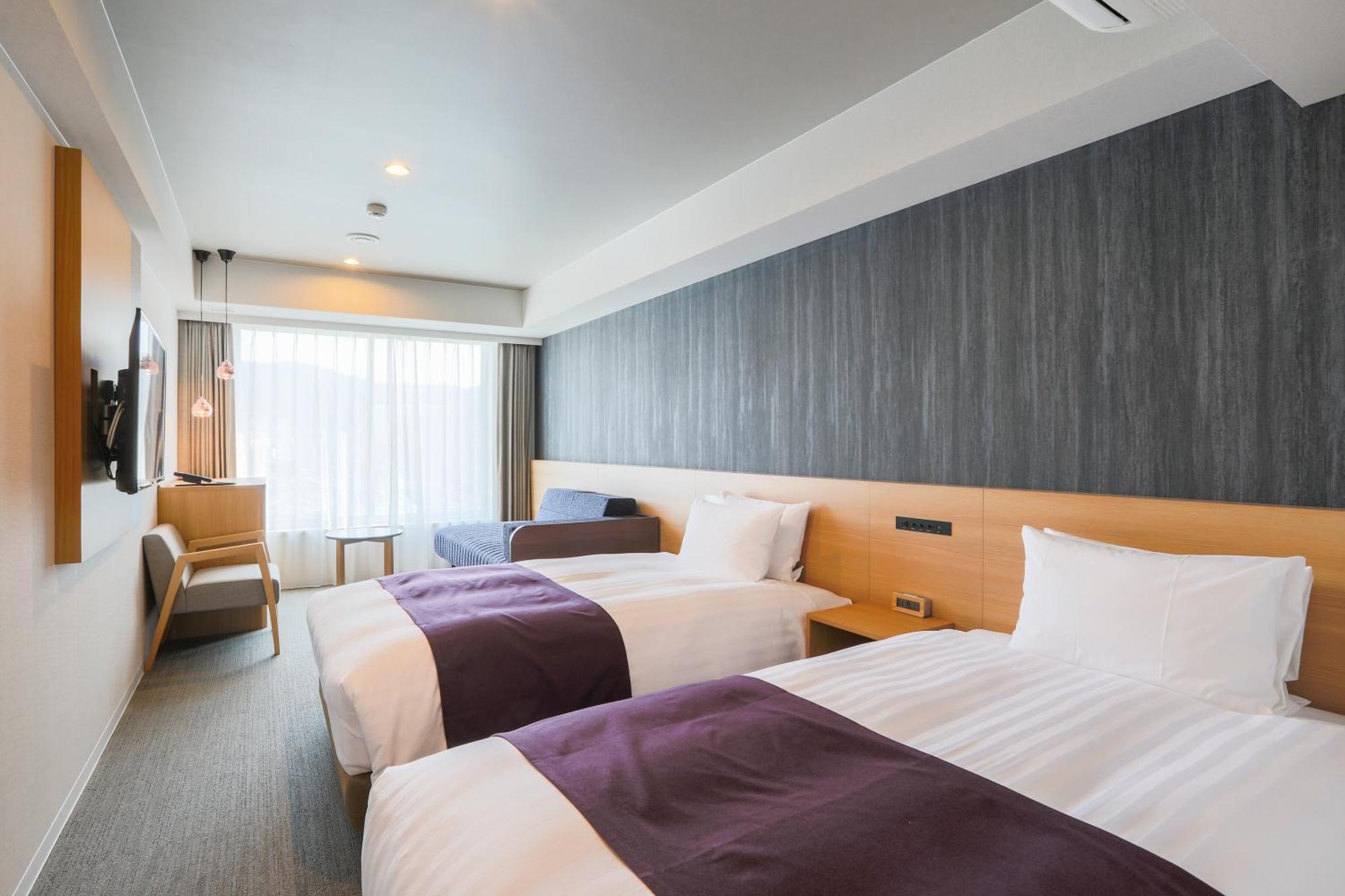 Premium Twin Room Non-Smoking,1593803774:JPEG