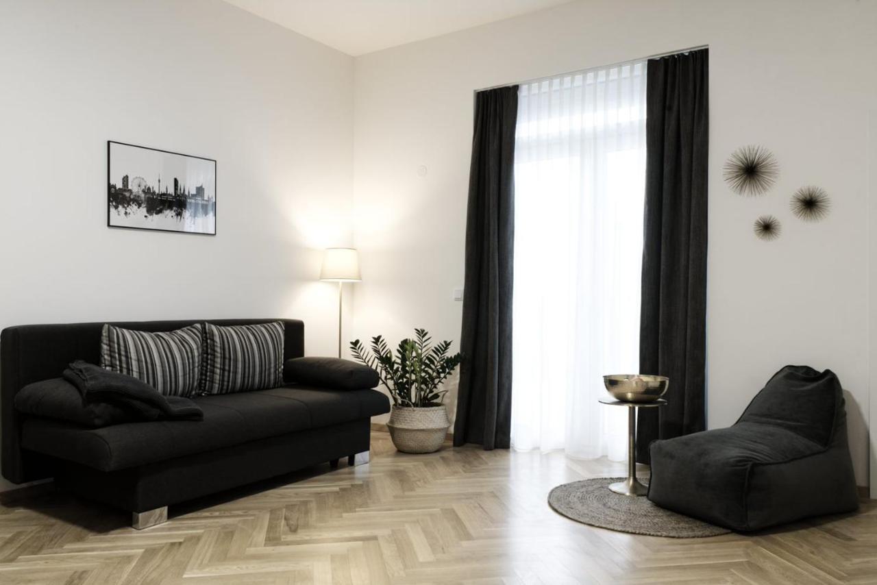 Apartment mit Terrasse