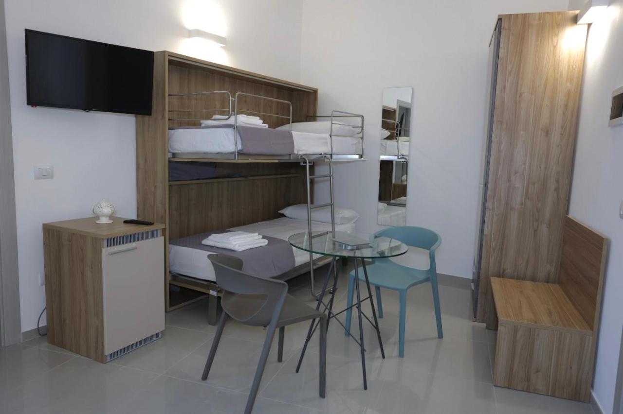 Quadruple Room Private Bathroom