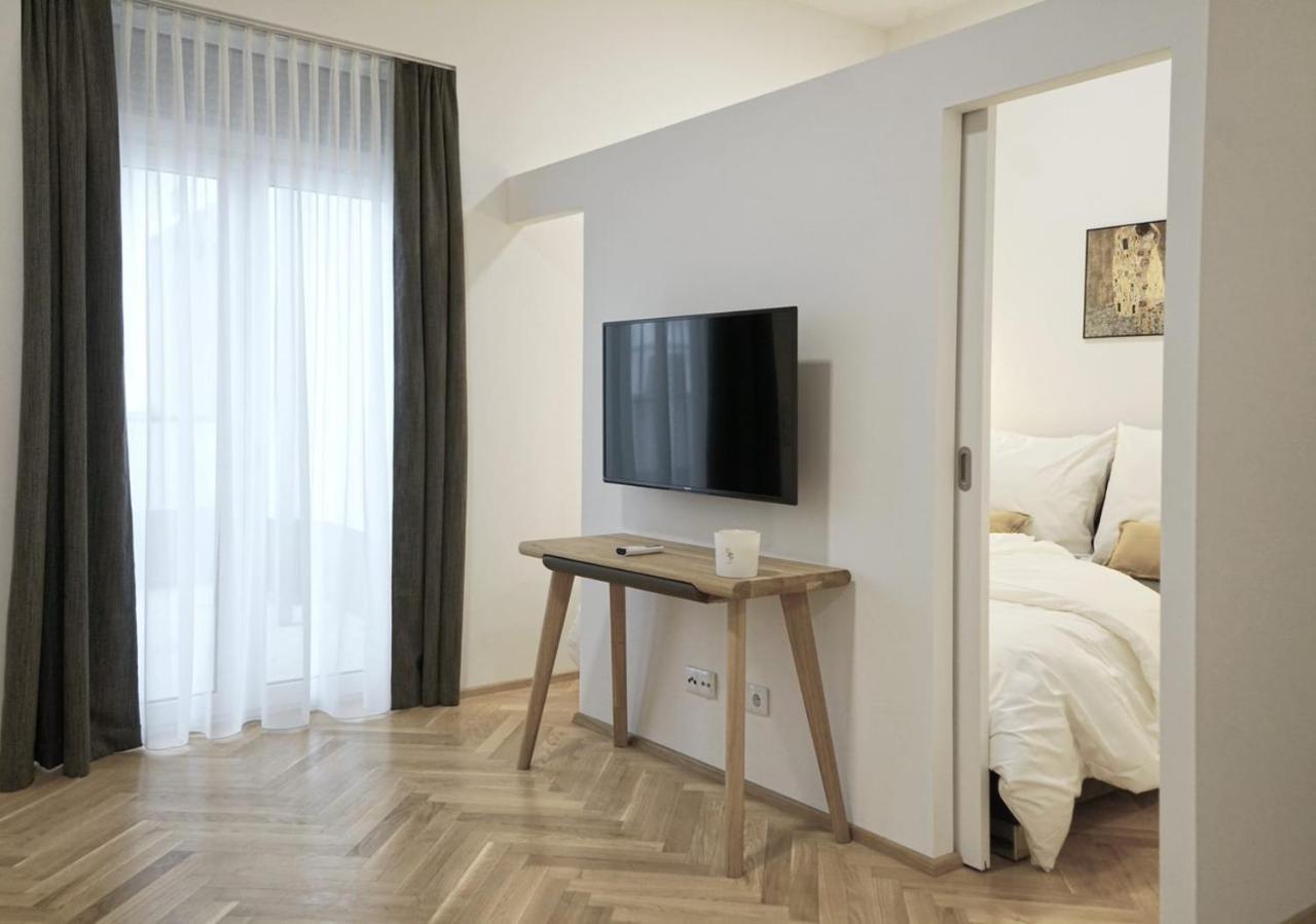 Apartment mit Terrasse