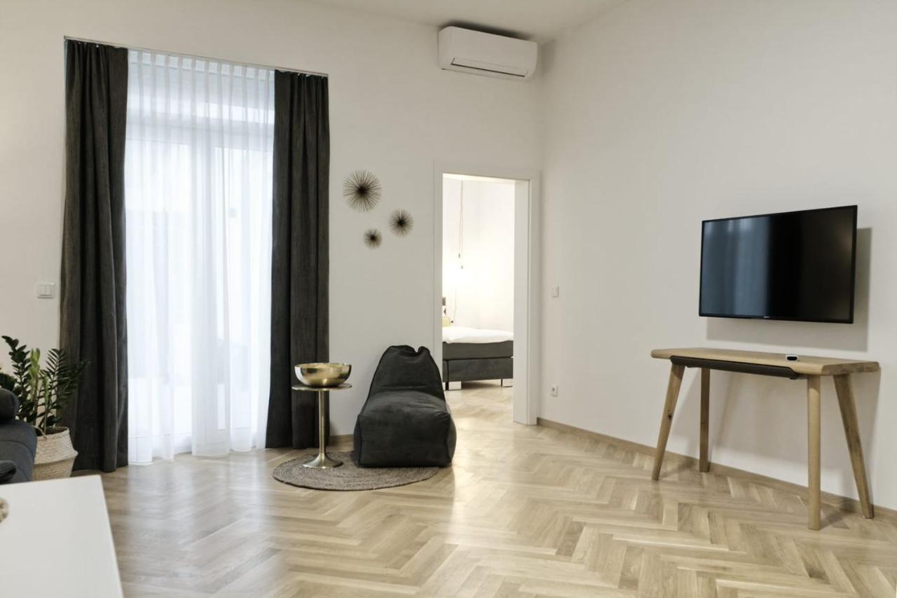 Apartment mit Terrasse