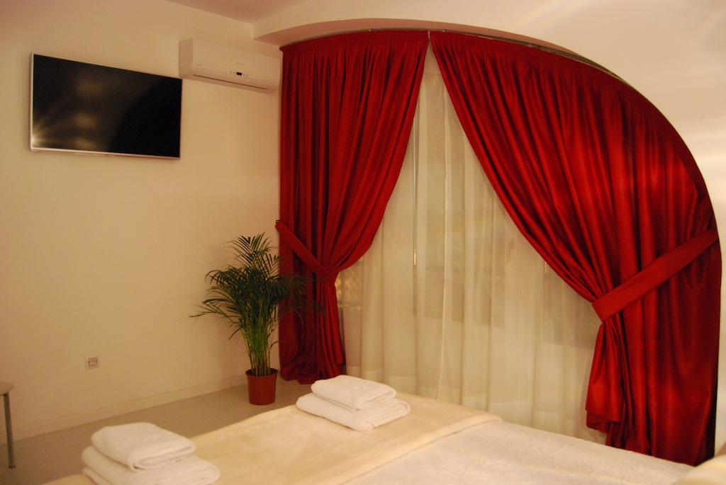 Deluxe Double Room with City View,136517130:JPEG