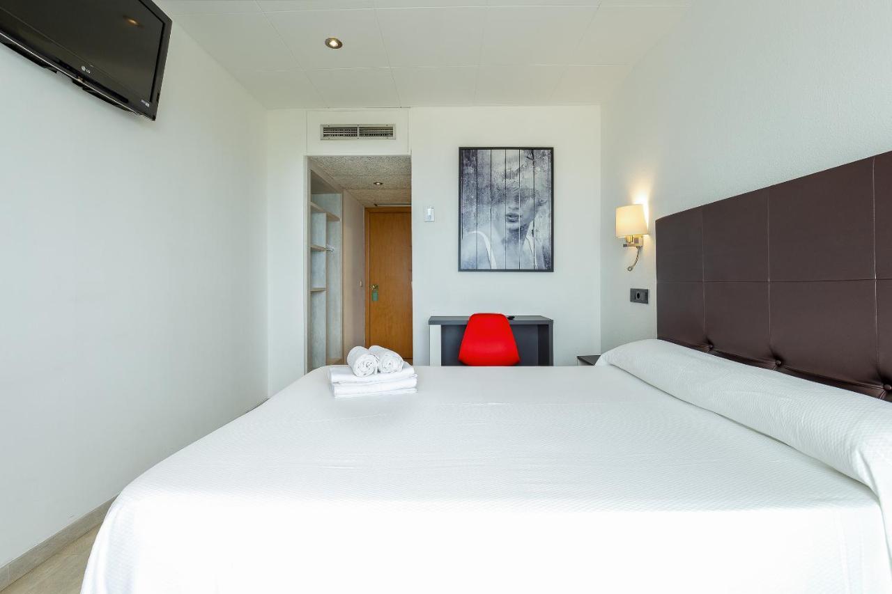 Double or Twin Room Sea View