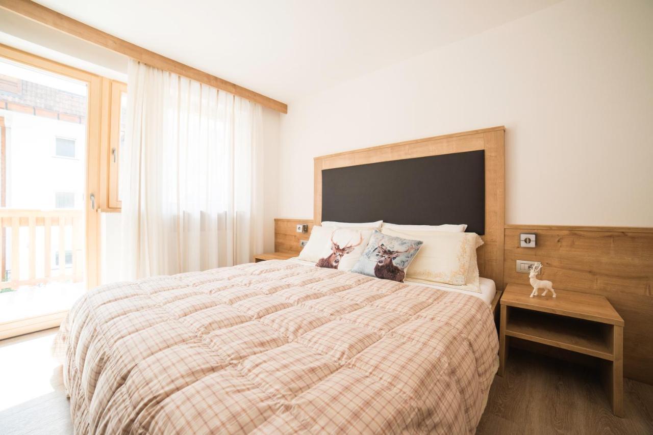 Three-Bedroom Apartment,1296912010:JPEG