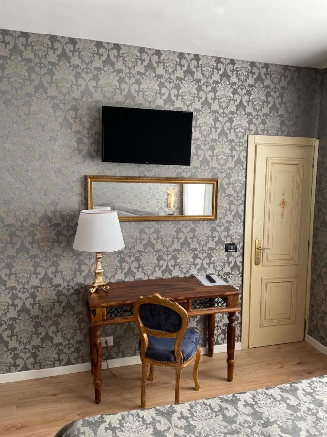 Superior Double Room,1297638226:JPEG