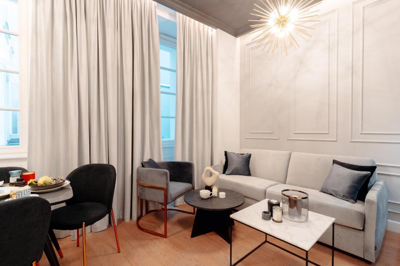 Apartamento Esquinero con vistas al centro histórico - 1 cama extragrande