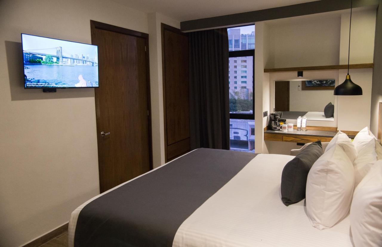 Standard King Room