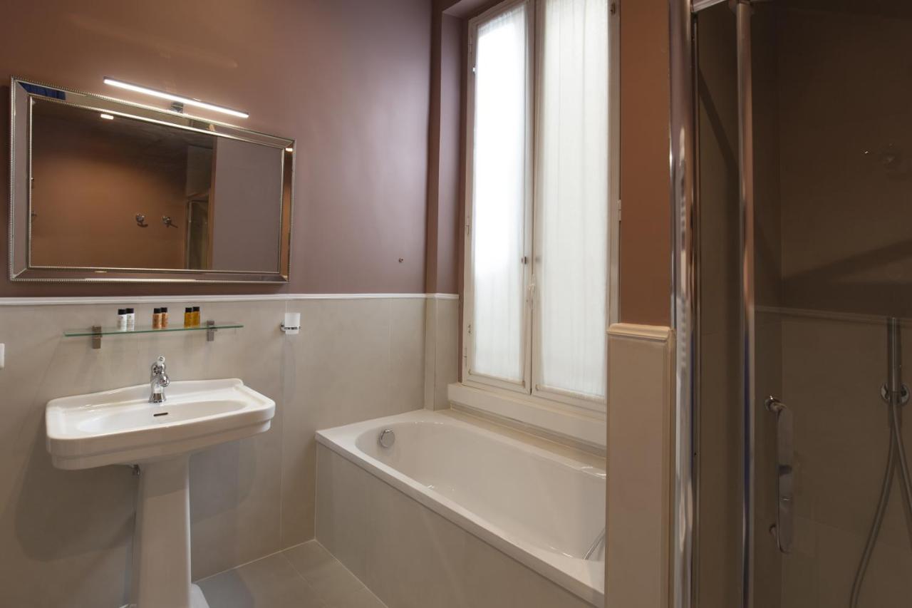 Junior Suite kitchenette