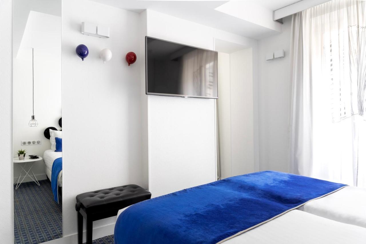 Twin Room,1323650944:JPEG