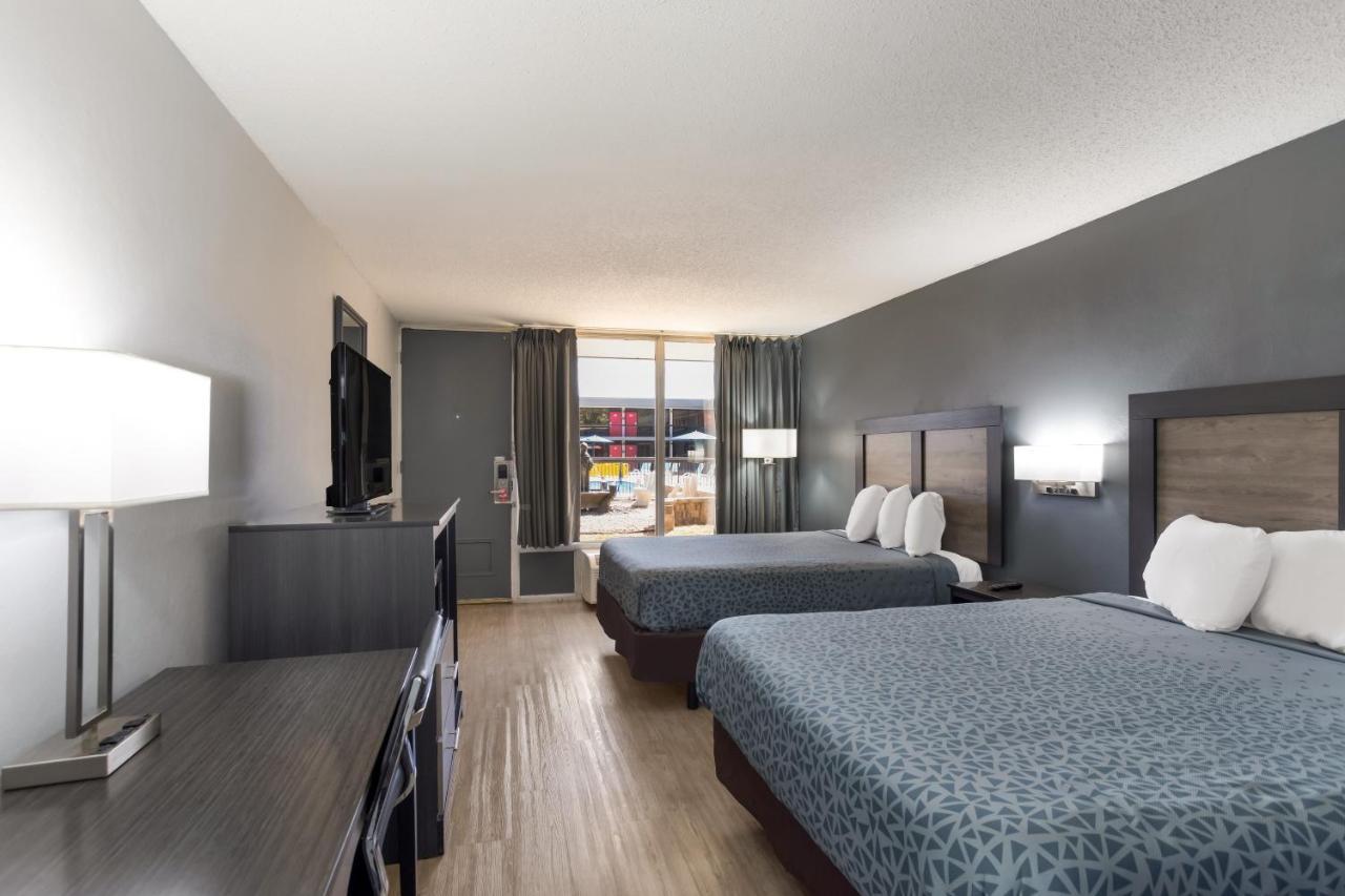 Double Room with Two Double Beds - Non-Smoking,1407809576:JPEG