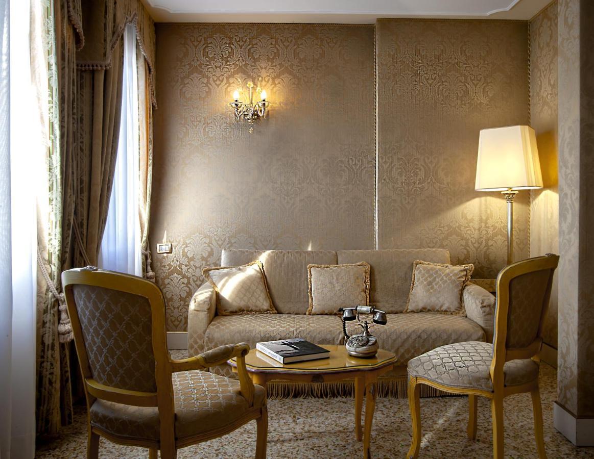 Chambre Double ou Lits Jumeaux - Vue sur Canal