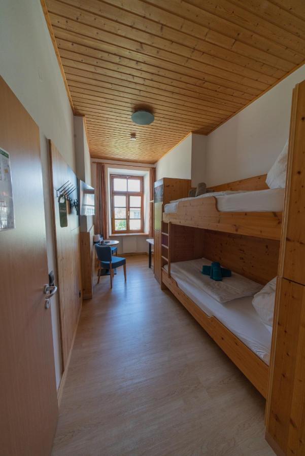Twin Room,1338922859:JPEG