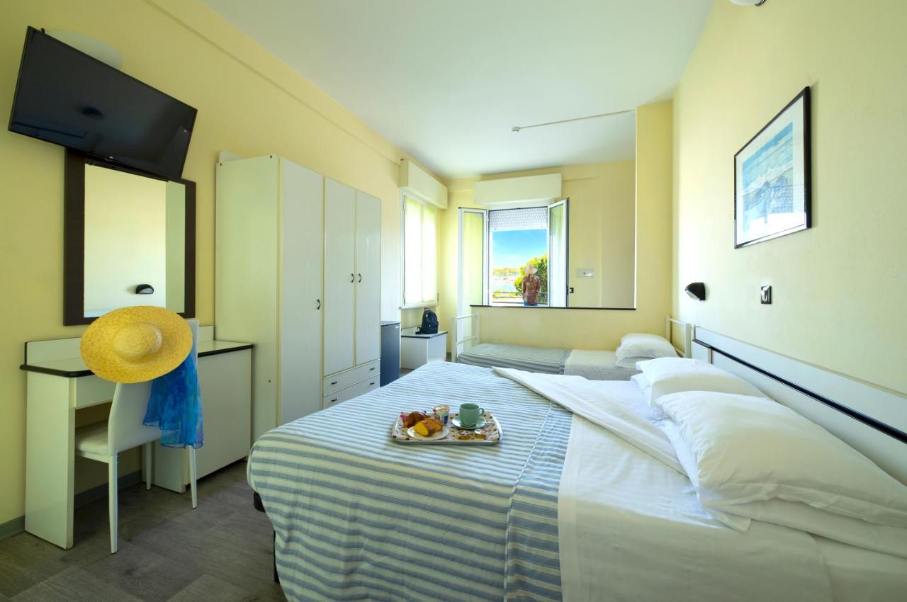 Triple Room Balcony