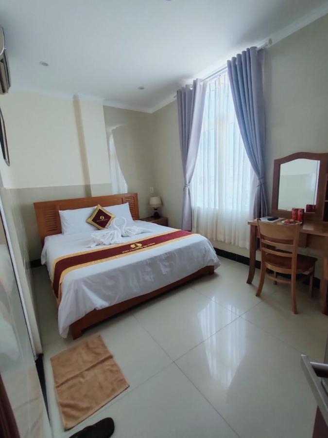 Double Room,1332564974:JPEG