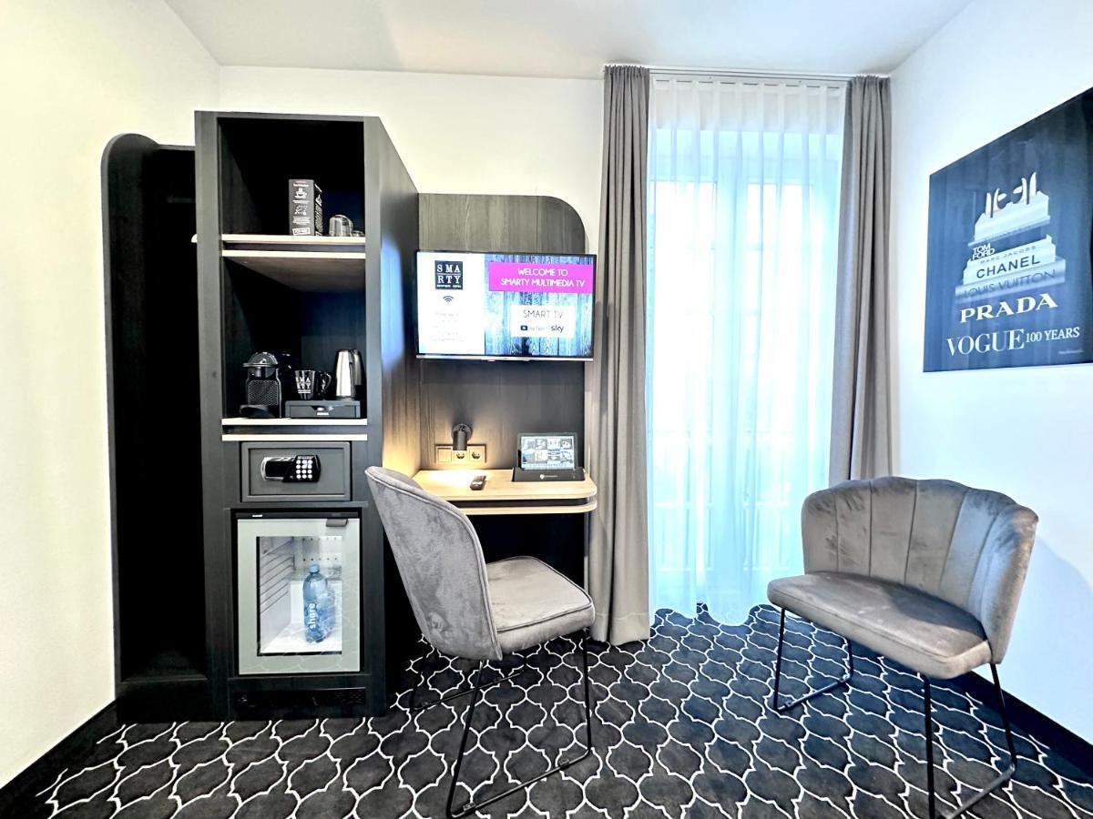 Large Double Room River View