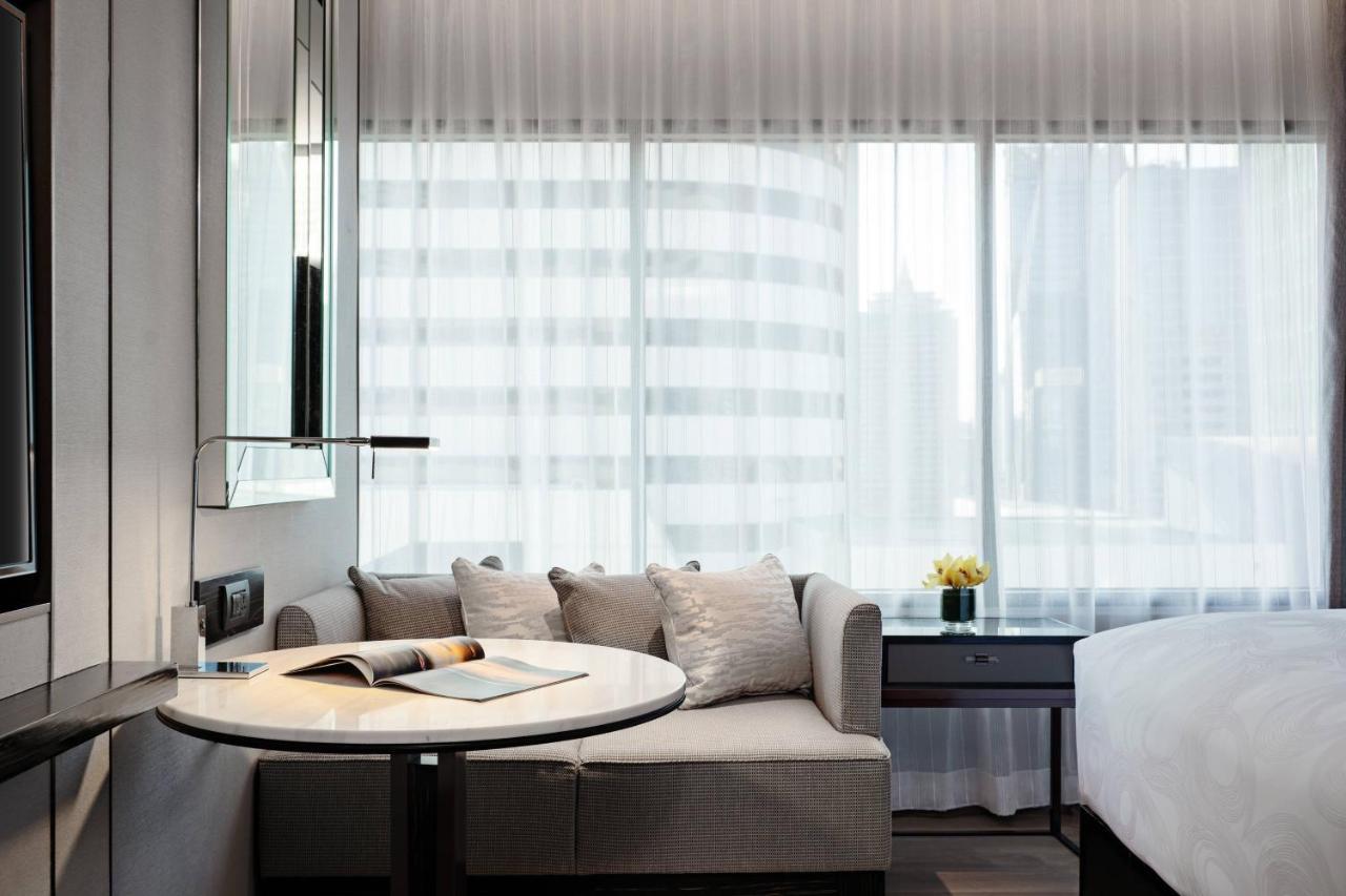 Deluxe King Room City View