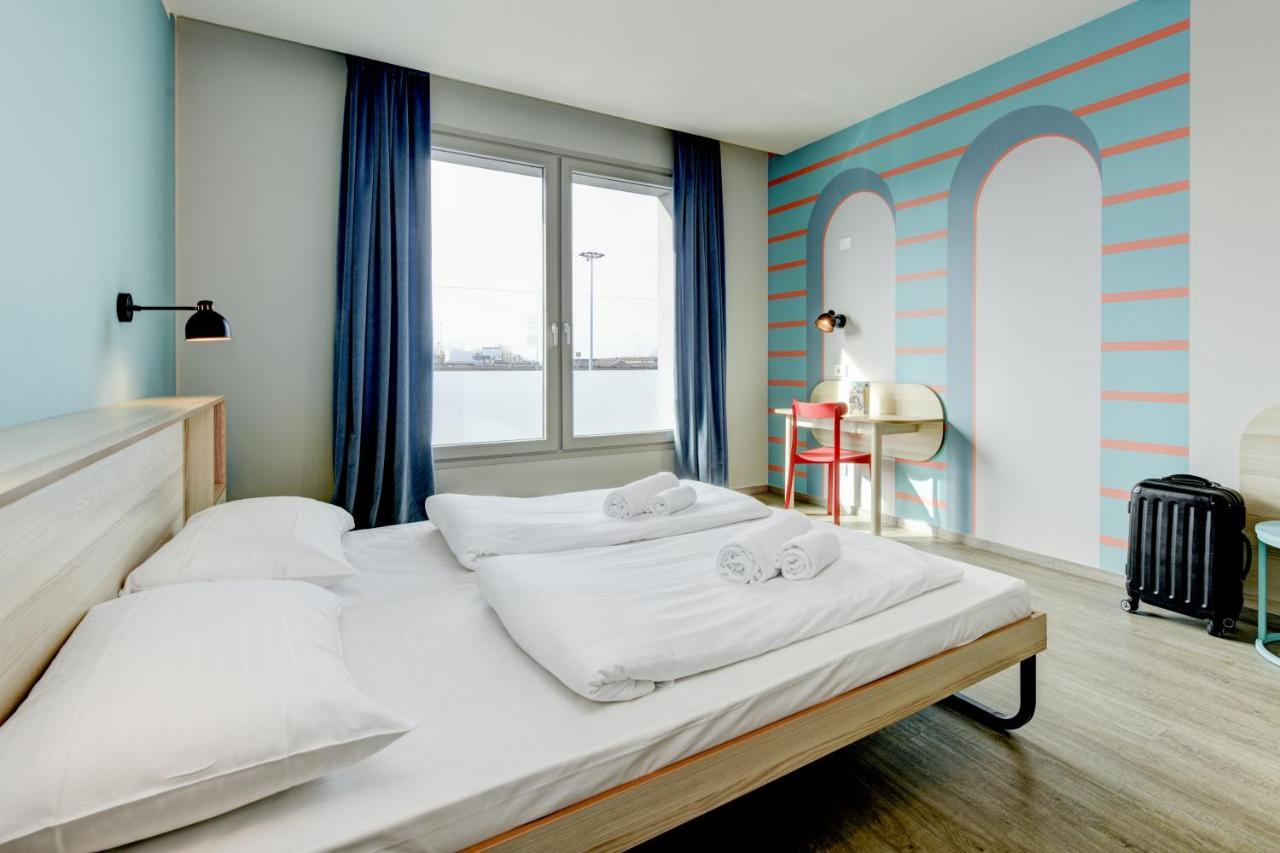 Triple Room,1359009437:JPEG