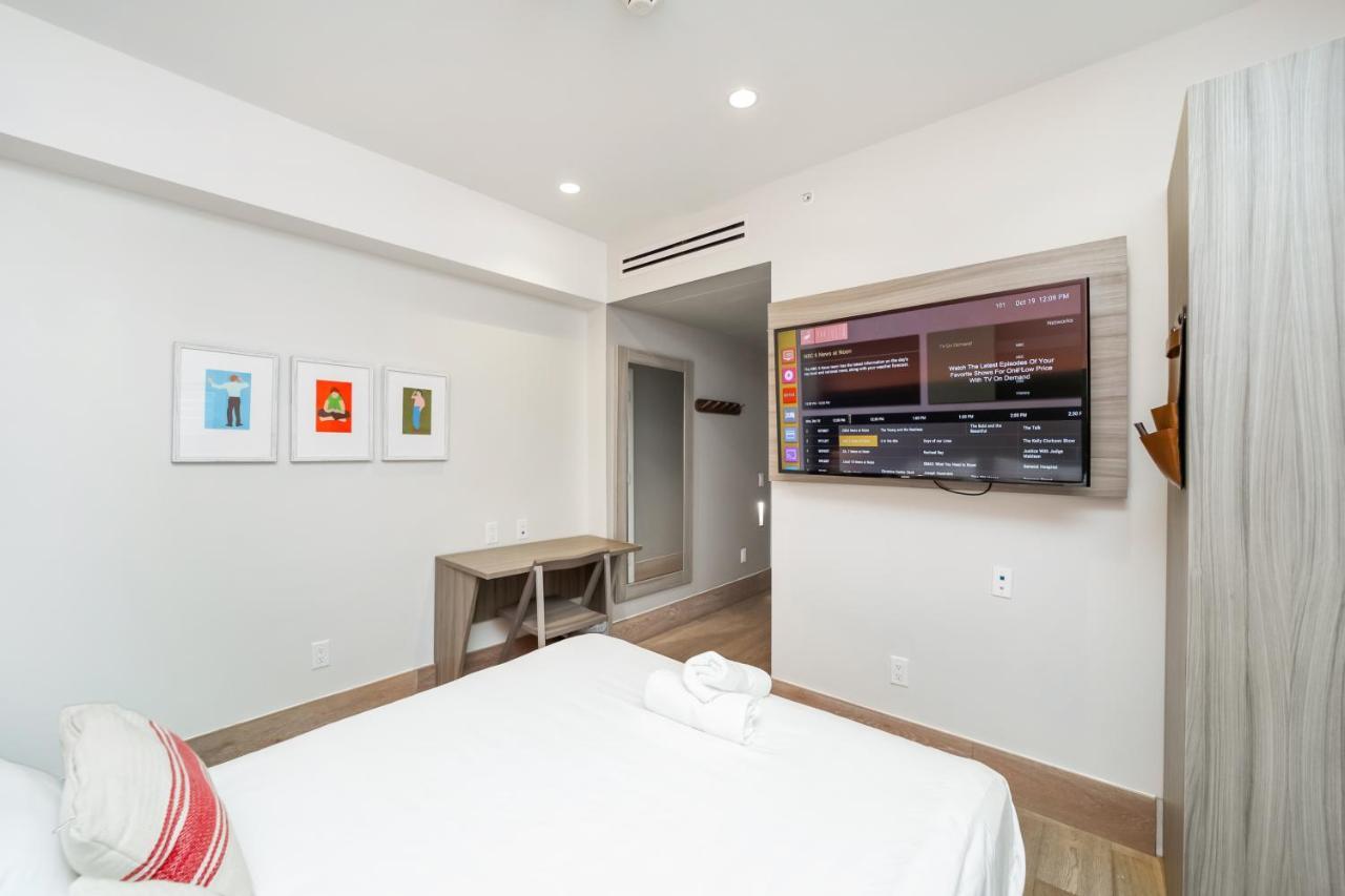 Accessible Room Queen Bed Self Check