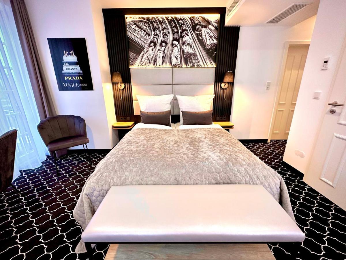 Large Double Room River View