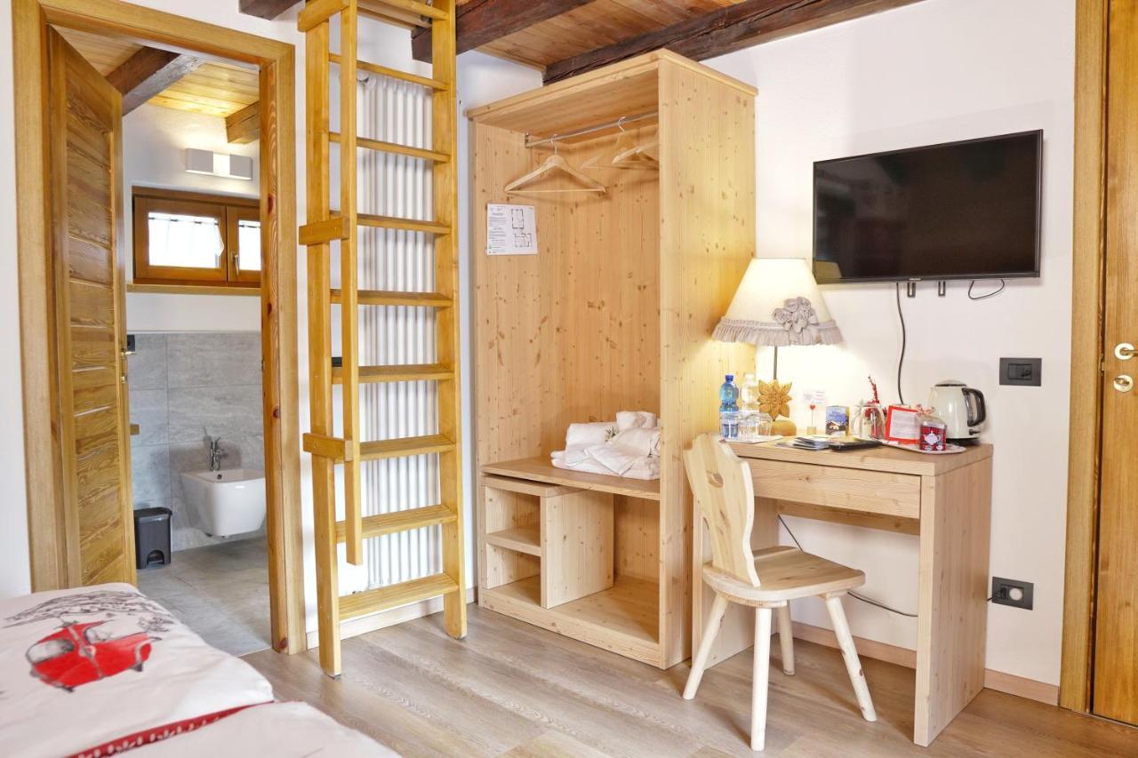 Double Room Mountain View