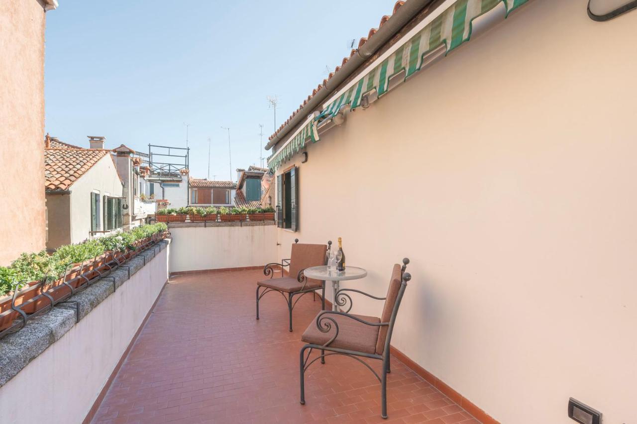 Deluxe Double Room with Private Terrace,1374097715:JPEG
