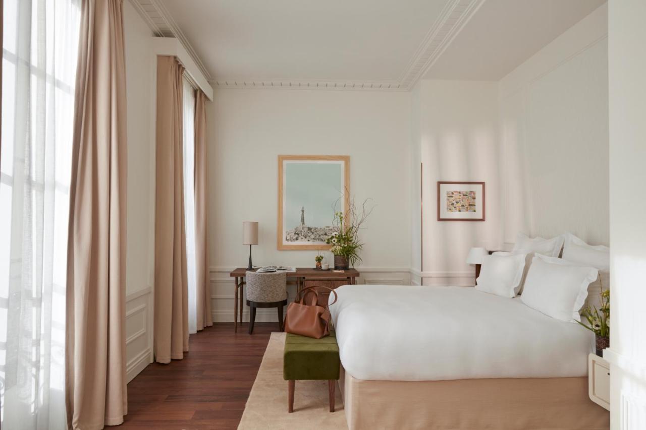 Junior Suite,1381609616:JPEG