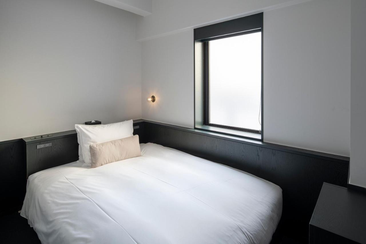 Minimal Double Room