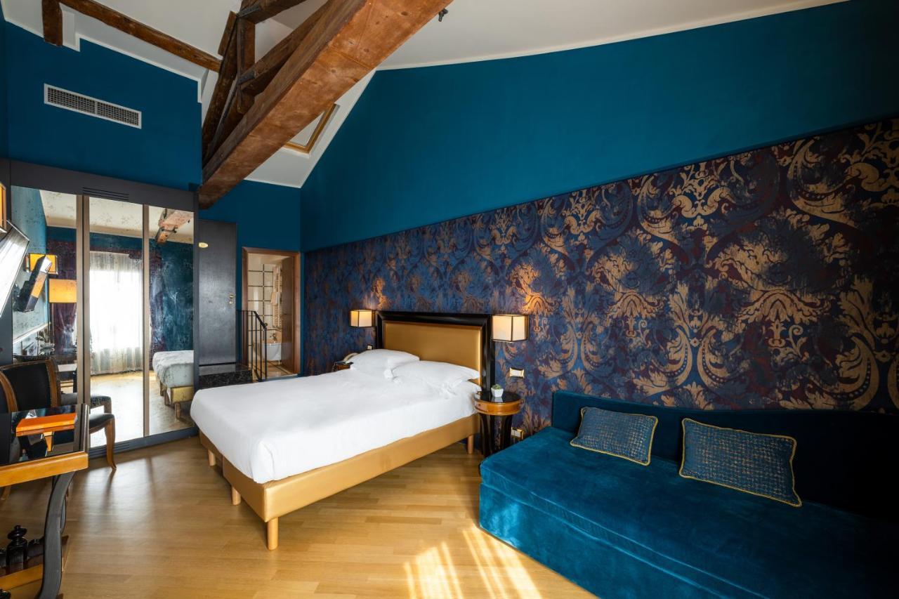 Deluxe Double Room with Lagoon View,1378852787:JPEG