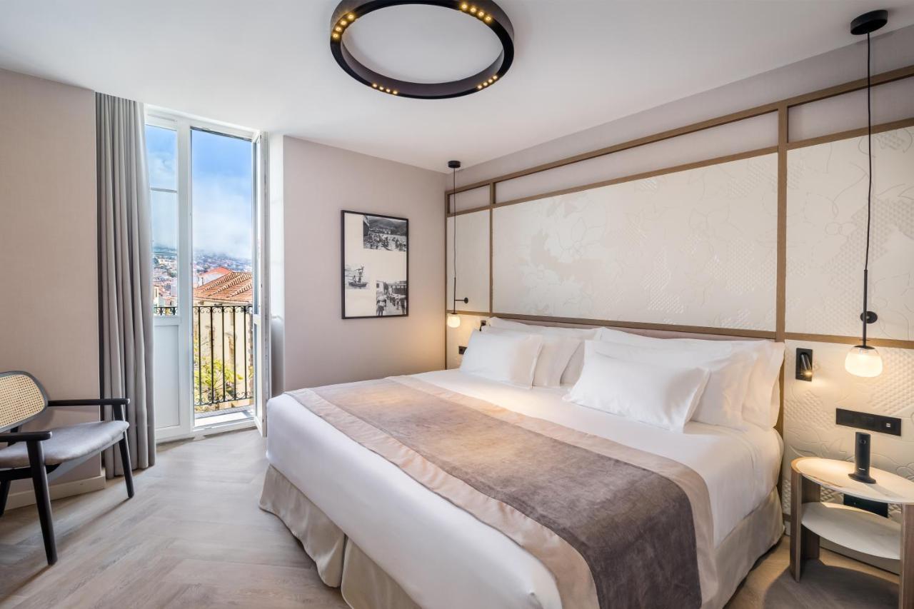 Deluxe Tweepersoonskamer met 1 of 2 Bedden en Uitzicht op de Stad