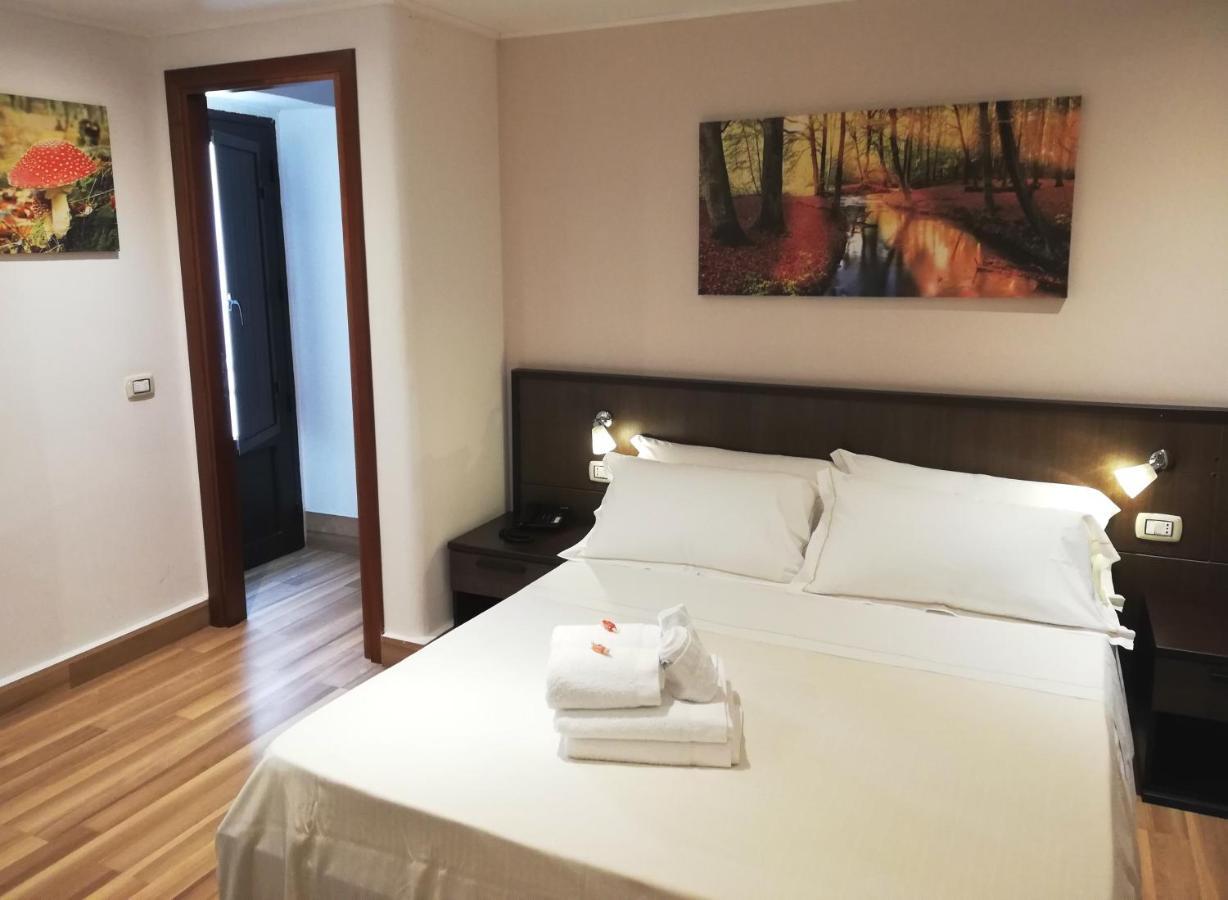 Double or Twin Room,1122118107:JPEG