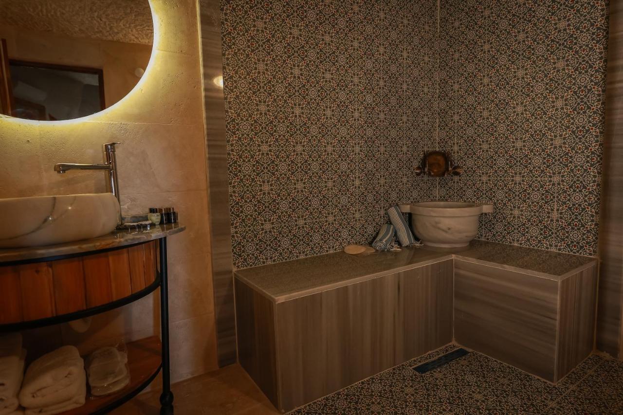 Deluxe Double Room,1386912551:JPEG
