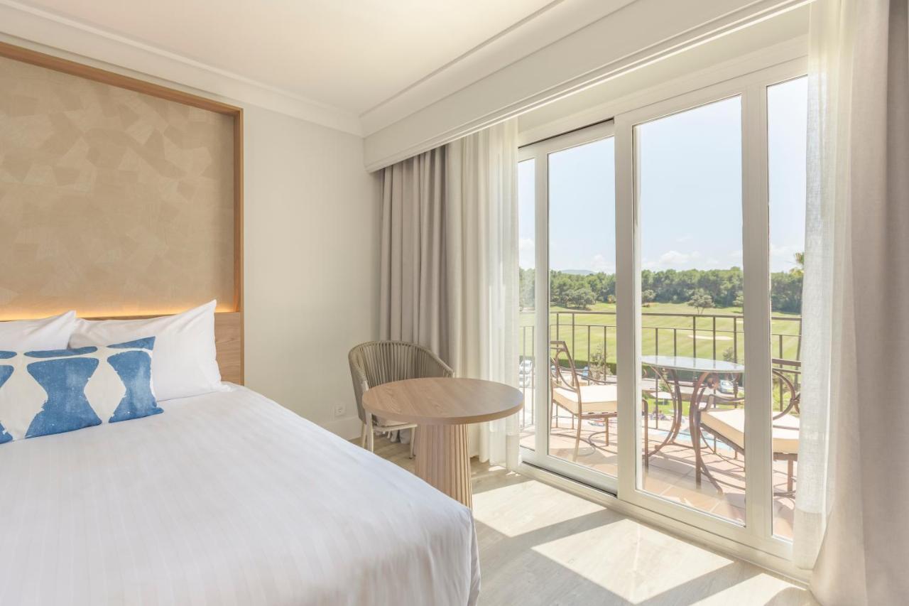 Chambre Lits Jumeaux Supérieure - Vue sur Complexe Hôtelier