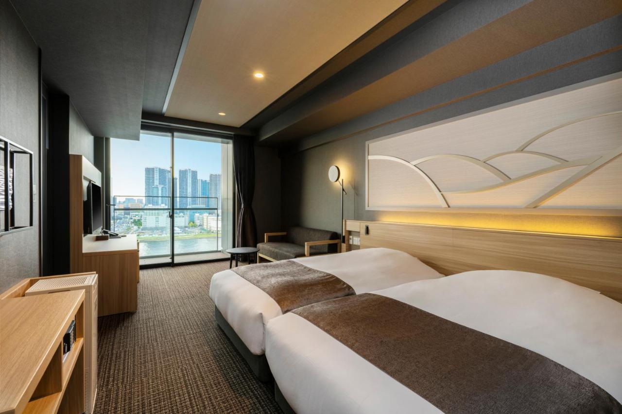 Lavista Hollywood Twin Room with View Bath - High Floor - Non-Smoking (2 people)