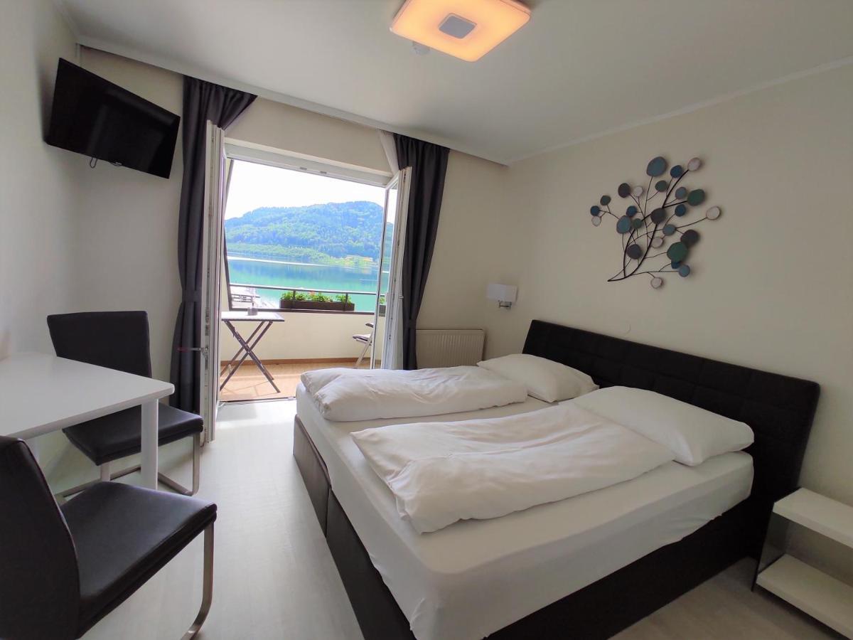 Double Room Balcony Lake View,1391830301:JPEG